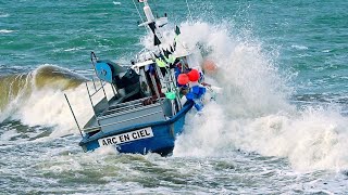 📛VIDÉO DE DINGUE DES MARINS DE CAPBRETON DANS UN OCÉAN DÉCHAÎNÉ 🌊😨Alexrolland [upl. by Uol819]