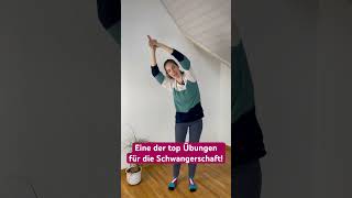 Beste Übung Machst du gleich mit 😍 schwangerschaftsyoga [upl. by Rodgiva]