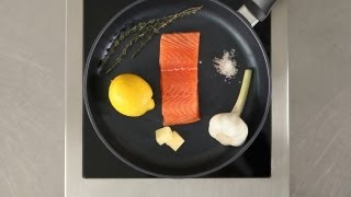 Lachs richtig braten  Die Fischexperten von Deutsche See machens vor [upl. by Hercule475]