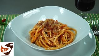 Bucatini all’amatriciana la pasta originaria di Amatrice – Primi piatti Italian spaghetti [upl. by Yentruoc]