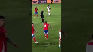 Bronca entre PEÑA🇵🇪 y VIDAL 🇨🇱 apresión futbolperuano chile peru liga1 blanquirroja [upl. by Adiuqal548]