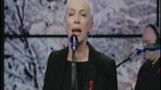 Annie Lennox THE HOLLY AND THE IVY live [upl. by Gilemette]