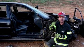 Extrication Minutes  Lower A Pillar Failure [upl. by Ahsinaw86]