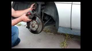 Changing the break pads on a Lexus es300 [upl. by Amo]