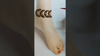 Legs mehndi design for beginners mehandidesigns mehndi mehandishort [upl. by Ailekahs]