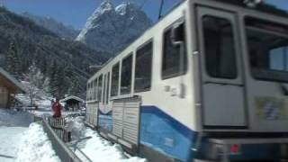 Skifahren auf der Zugspitze und im GarmischClassic Gebiet [upl. by Aieken559]