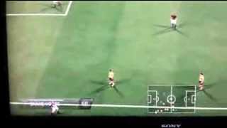 Amazing  FIFA 14  Bug du quotplayer qui veut pas faire la touchequot D [upl. by Alexis]