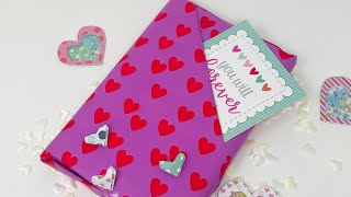 Come confezionare un regalo in modo semplice con tasca porta biglietto EASY GIFT WRAPPING TUTORIAL [upl. by Little]