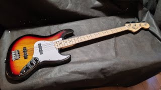 Обзор сборки китайской реплики Fender JazzBass 4 струны санберст гриф клен [upl. by Liz]