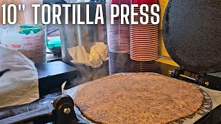 Tortilla Press  Uno Casa Cast Iron 10 Inch Tortilla Press [upl. by Jordon]