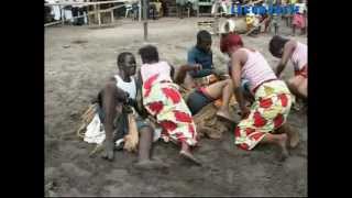 AFRIQUE Musique et Danse Traditionnelle quotKongo les MAKANDAquot [upl. by Brawley]