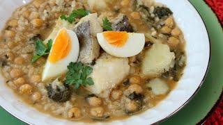 POTAJE DE GARBANZOS CON BACALAO Y ESPINACAS [upl. by Sisile]