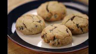 Eggless Chocolate Chip Cookies  Sanjeev Kapoor Khazana [upl. by Jamesy615]