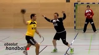 Handball  OffenseTackletraining [upl. by Tutto658]