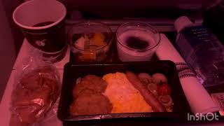 カタール航空🇶🇦 機内食 夕食と朝食 [upl. by Magnuson]