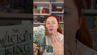 The Wicked King review 455 ⭐️ booktube bookish bookreview wickedking thecruelprince [upl. by Ahsenre934]