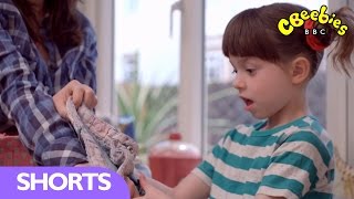 CBeebies Topsy and Tim  Get Some New Clothes [upl. by Pamela]