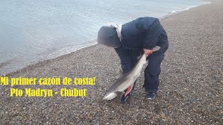 Pesca de Cazón en Playa Paraná Pto Madryn  Chubut  Patagonia Argentina [upl. by Rosalynd635]