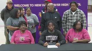 New Havens Chris Stewart and Latrevion Bates sign to play football at Wittenberg University [upl. by Akiria]