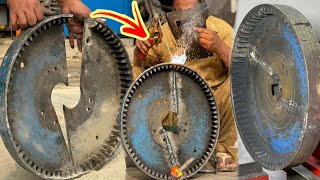 The Mechanic Crossed Bizarre Milestone By Exclusive Repaired The Gear Of A Concrete Mixer Machine [upl. by Ayhtin]