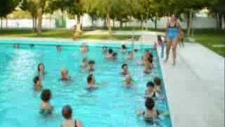 Curso de gimnasia en el agua para mujeres FdR TV [upl. by Lenod473]