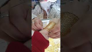 Beautiful bangles design bangles bridalbangles chori gold golden shorts viralvideojewllery [upl. by Priscella]