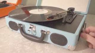 Crosley Cruiser vs 1byOne Portable Turntable comparison [upl. by Verlee]