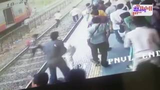 SHOCKING VIDEOS HORRIBLE TRAIN ACCIDENT AT TILAKNAGAR RAILWAY STATION [upl. by Emsoc510]