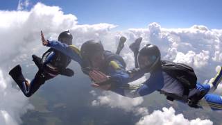 Fallschirmsprung von Christian bei skydive nuggets in Leutkirch [upl. by Annavoeg]