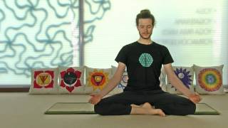 14 Yoga  Postura de meditación Ardha siddhasana [upl. by Marozas]