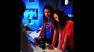 Hilarious Iris and Cisco blooper theflash carlosvaldes candicepatton funnyshorts iriswest [upl. by Lorraine]