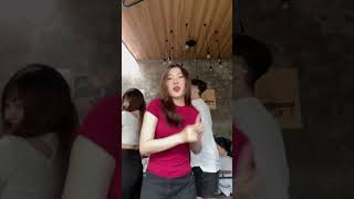 Mọi chuyen la do e đó chanzy dance catchmeifyoucan [upl. by Ariamoy]