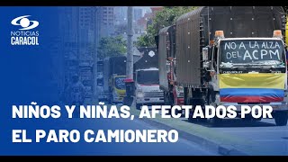 Rutas escolares atrapadas en trancones y miles de personas afectadas por paro camioneros [upl. by Ettennaj480]