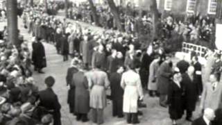 1951 Herdenking Februaristaking 2024 maar dan 72 jaar geleden in Amsterdam  oude filmbeelden [upl. by Ylrebmek]