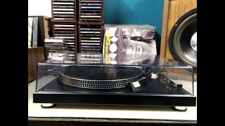 O Rei do Som  Toca Discos Technics SL2000 [upl. by Nnaeiram]