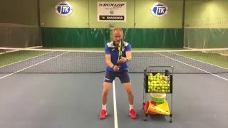 Tennis Forehand grunderna  grepp och slagteknik [upl. by Derte]