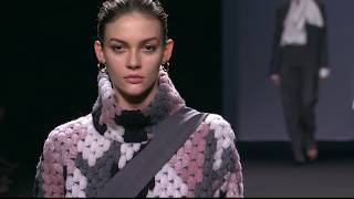 ROBERTO TORRETA Colección Otoño Invierno 20192020  Vídeo desfile MBFWM [upl. by Assilram]