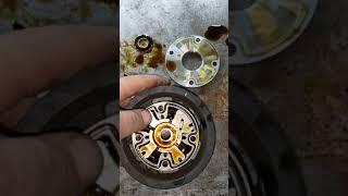 Renault megane k4m engine dephaser pulley how it works كيف يعمل ترس الدفيزر فى موتور ميجان ٢ [upl. by Atiuqahs]