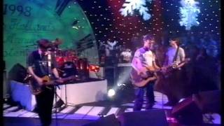 Blur  Beetlebum live new years eve 1997 [upl. by Yanttirb]