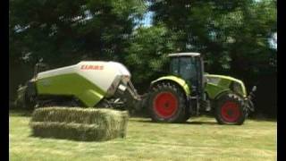 Pressage du foin avec un Claas Axion 820 et une presse Claas Quadrant 3200 [upl. by Hylan878]