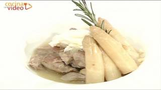 Pavo guisado en salsa blanca  Turkey stew in white sauce [upl. by Ruttger951]