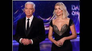 Holly Willoughby Fans say same thing as star returns to spotlight on Dancing on Ice [upl. by Tyrus590]