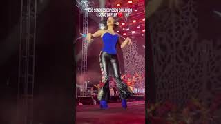 Ángela demuestra su poder en contra de Nodal en pleno concierto [upl. by Enivid773]