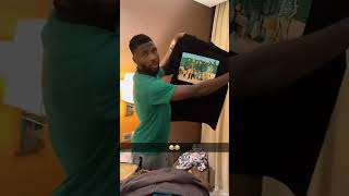 Kelechi Iheanacho Caught Selling Shirt to His Teammates davido nigeria topshorts top10 trending [upl. by Yrelav978]