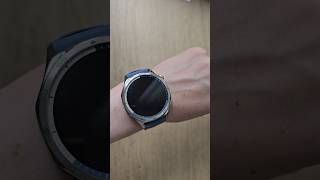 Unboxing van een slim horloge dat maar niet uitgeput raakt🙌smartwatch unboxing tech [upl. by Renmus]