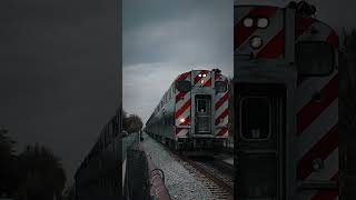 Metra Train Eases Into Chicagos Edgebrook Train Station on the Milwaukee North Line CPKC CampM Sub [upl. by Repip]