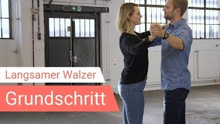 Langsamer Walzer Grundschritt in 1 Minute erklärt 🤩 [upl. by Einnig]