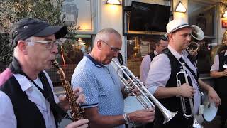 Time Out Brazzband  I Wanna Be Like You Domburg Jazz by the Sea 2192019 [upl. by Fernande]