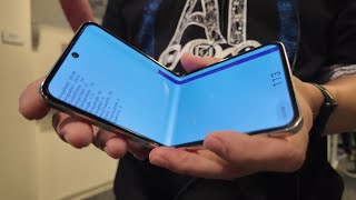 Synaptics Removes Foldable Phone Crease by granular ColorBrightness compensation sensing the fold [upl. by Aisatnaf]