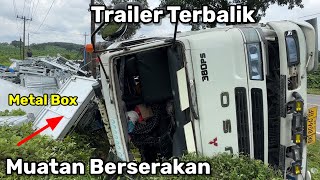 Trailer Truk Terbalik Insiden Di Bukit Kodok [upl. by Alleon]